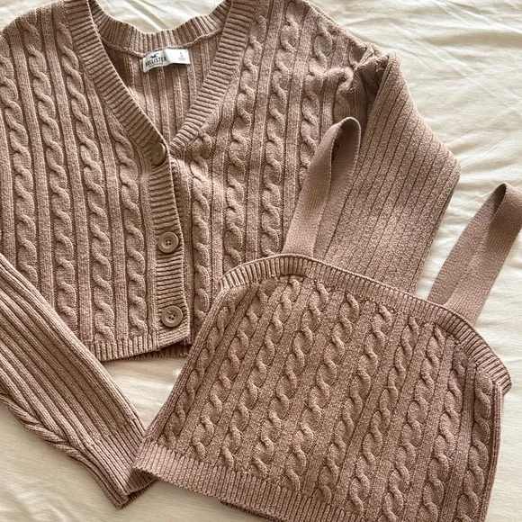 Hollister Tan Cable Knit Cardigan and Tank Set - Picture 1 of 6